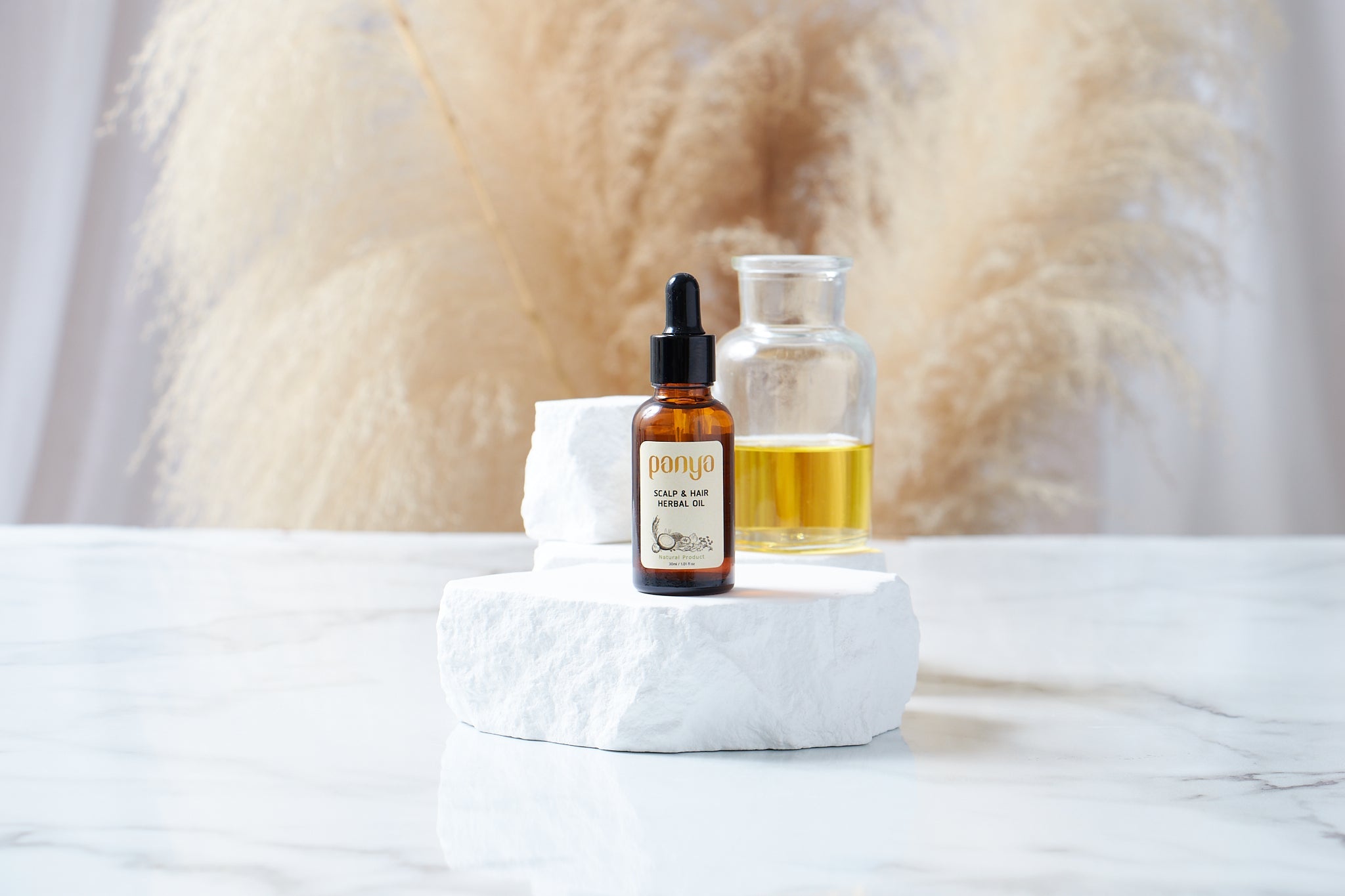 bergamot oil Panya Natural: Supporting Thai Farmers and Communities Through Sustainable Skincare
