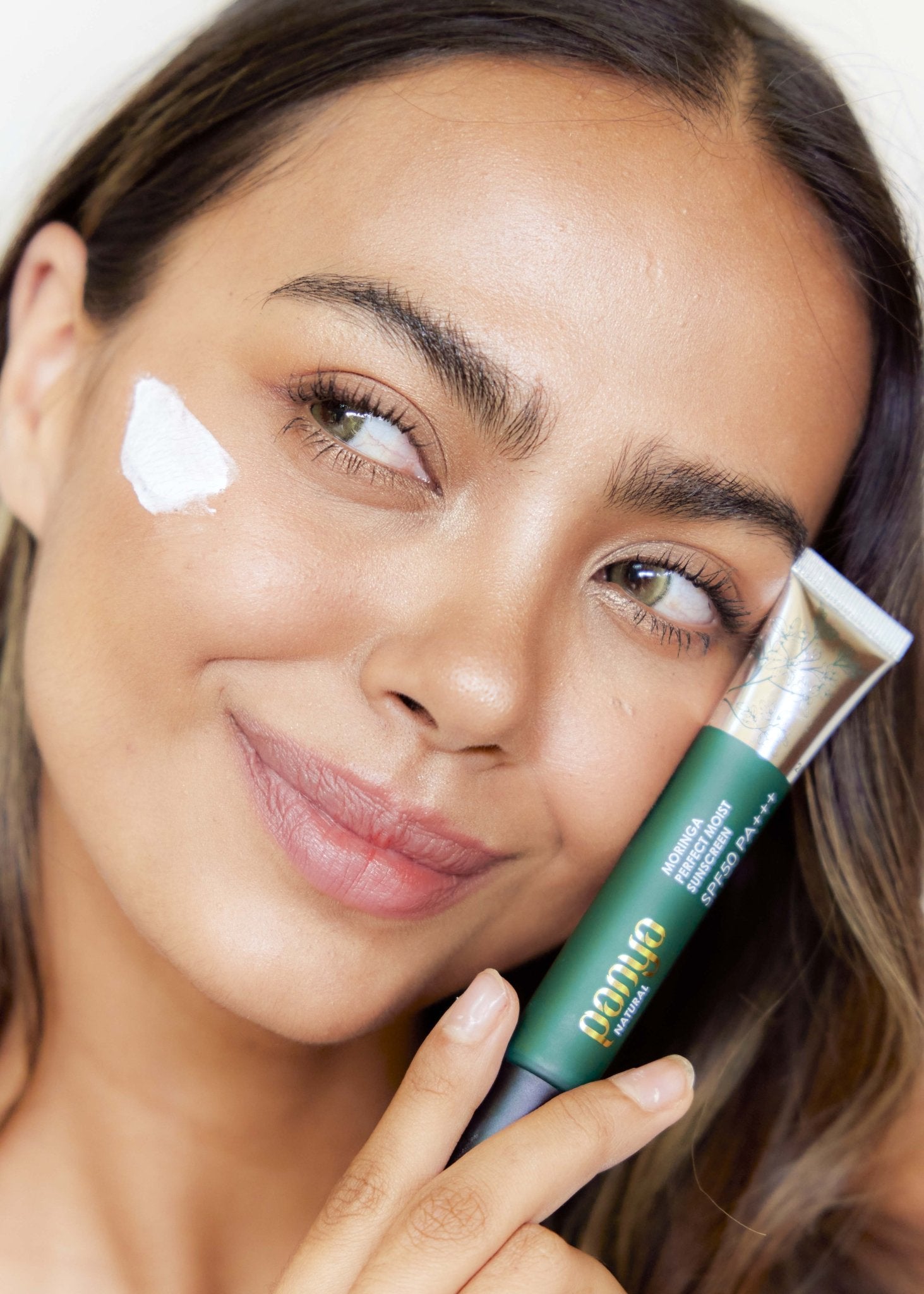 Panya - Moist Sunscreen SPF50: hydrating & oil-balancing for the skin, with Thai moringa & other essential oils for a potent, natural sun & pollution protection. 