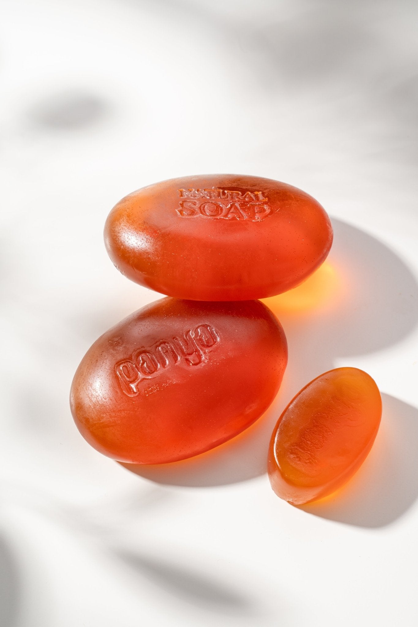 Panya Honey Soap: gentle, moisturising, organic honey soap with Vitamins E, B2, B3 and B5 for sensitive skin - fragrance free. 